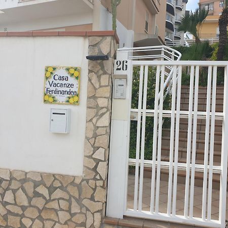 Casa Vacanze Ferdinandea ชากกา ภายนอก รูปภาพ